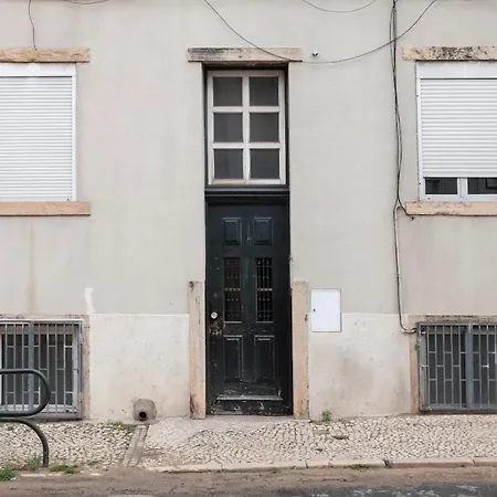 Whome Alfama Spacious 2-bed Near Feira Da Ladra Apartmán *